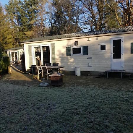 Chalet 4-5 Pers In Epe F16 Van Alle Gemakken Voorzien Max Aantal Volwassenen Is 4 Dış mekan fotoğraf